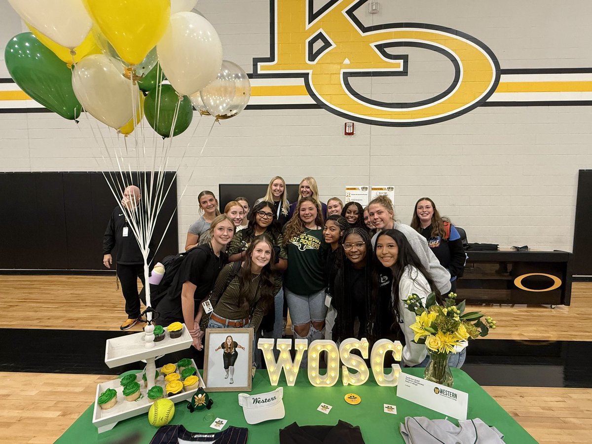 Klein Oak Softball tweet media