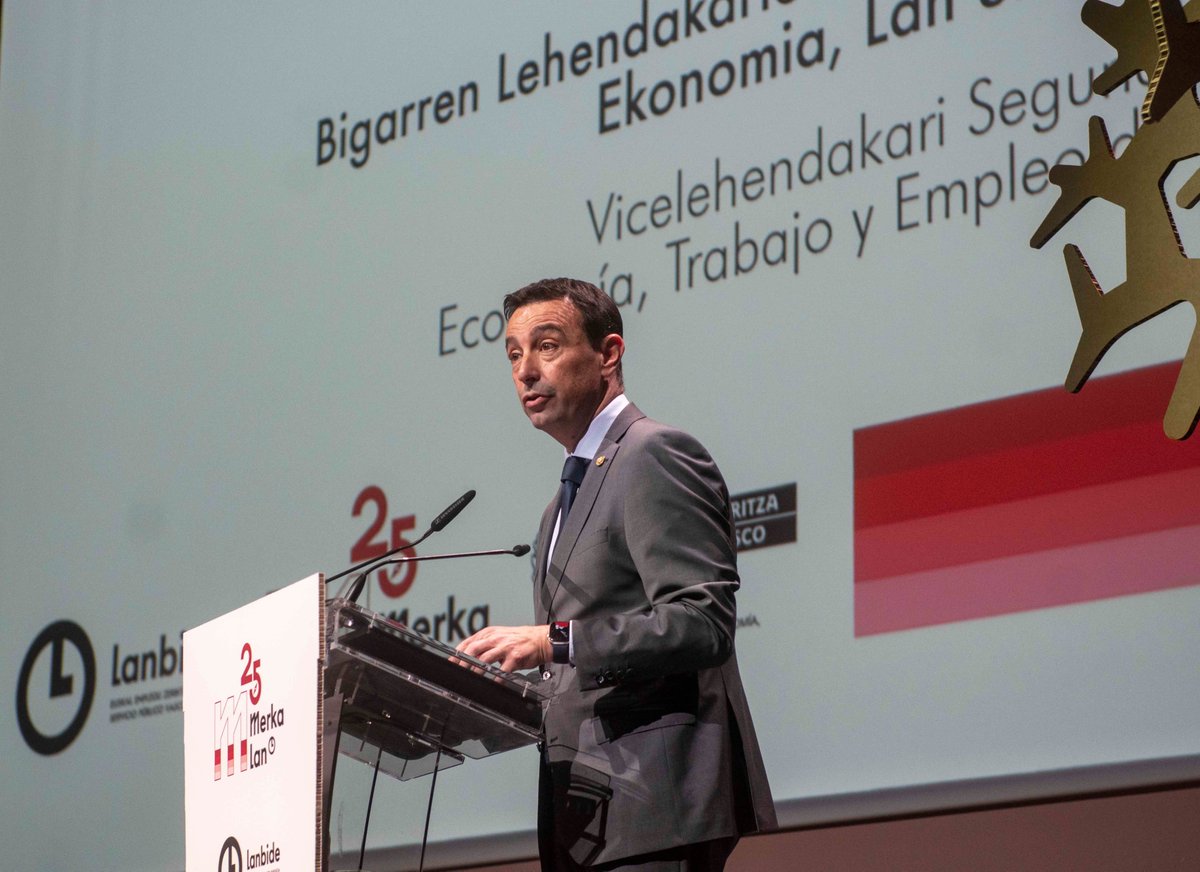 Jull Roc tweet media