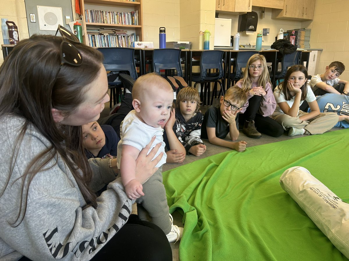 amykeoNL's tweet image. Baby Liam came back today and his friends in Mr. Chaulk’s class were SO excited to see him roll over 💚 @MsSamPower @JuniperRidgeNL @RootsofEmpathy