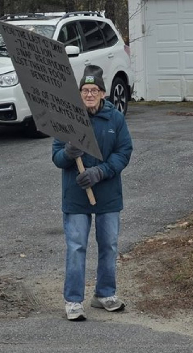 <a href="/TheMaineWire/">The Maine Wire</a> I mean, just look at this guy.