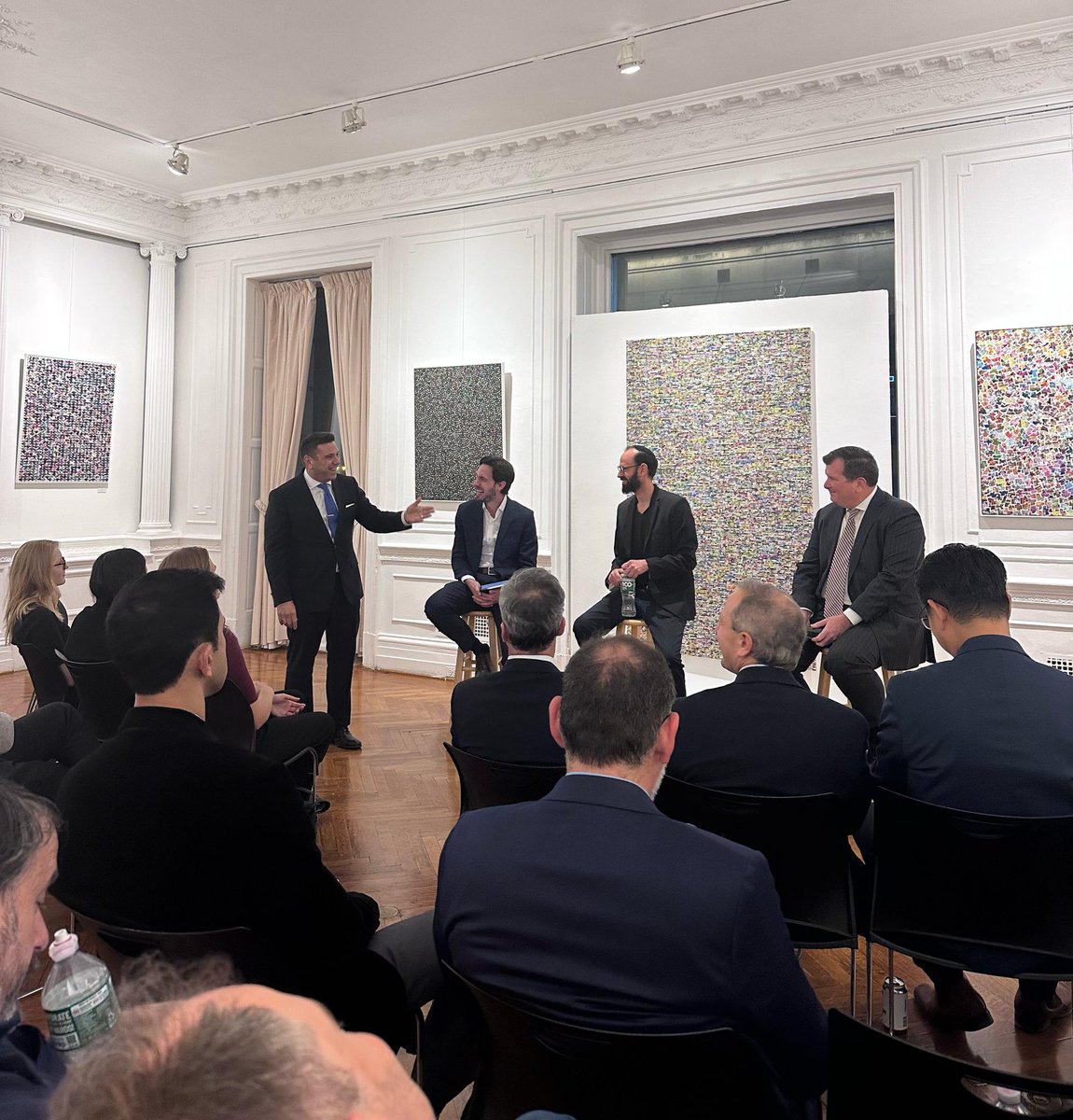 We are proud to celebrate UCEMA <a href="/UCEMA_edu/">UCEMA</a> alumni in NY gathering at our Consulate! 

A wonderful evening of connection, reflection, and forward-thinking discussions on how #AI is transforming financial markets and the entertainment industry. 

#UCEMA #AIInnovation