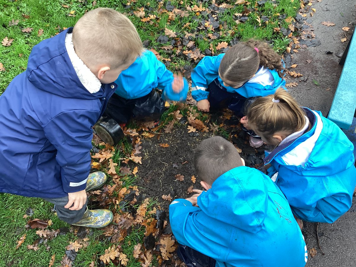 Receptionmonksd's tweet image. #ClassR1 love being outside. Yesterday we explored our playground and as it was really wet and muddy found some wiggly worms, spiders and woodlice. 
We also found some mushrooms and leaves and decided to make some mushroom soup in the mud kitchen. #outdoorfun #naturedetectives