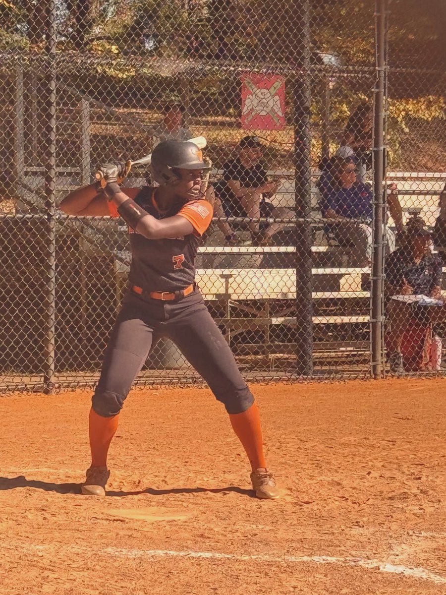 Sanai Hampton tweet media