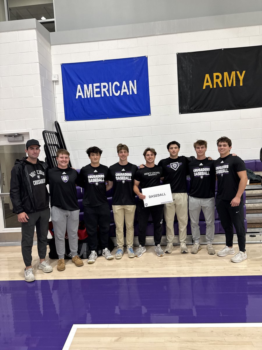 HCrossBaseball's tweet image. Academic weapons 📚🤟

Shoutout to the guys who earned a 3.50 GPA or higher in the Spring 2025 semester! 

#GoCrossGo