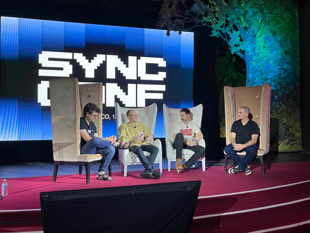 Brilliant panel discussion about sync with <a href="/jamesacowling/">James Cowling</a>, <a href="/kylemathews/">Kyle Mathews</a>, <a href="/aboodman/">Aaron Boodman</a> and <a href="/schickling/">Johannes Schickling</a>, with insights into sync engine design, DX and what they see as the future of app development.