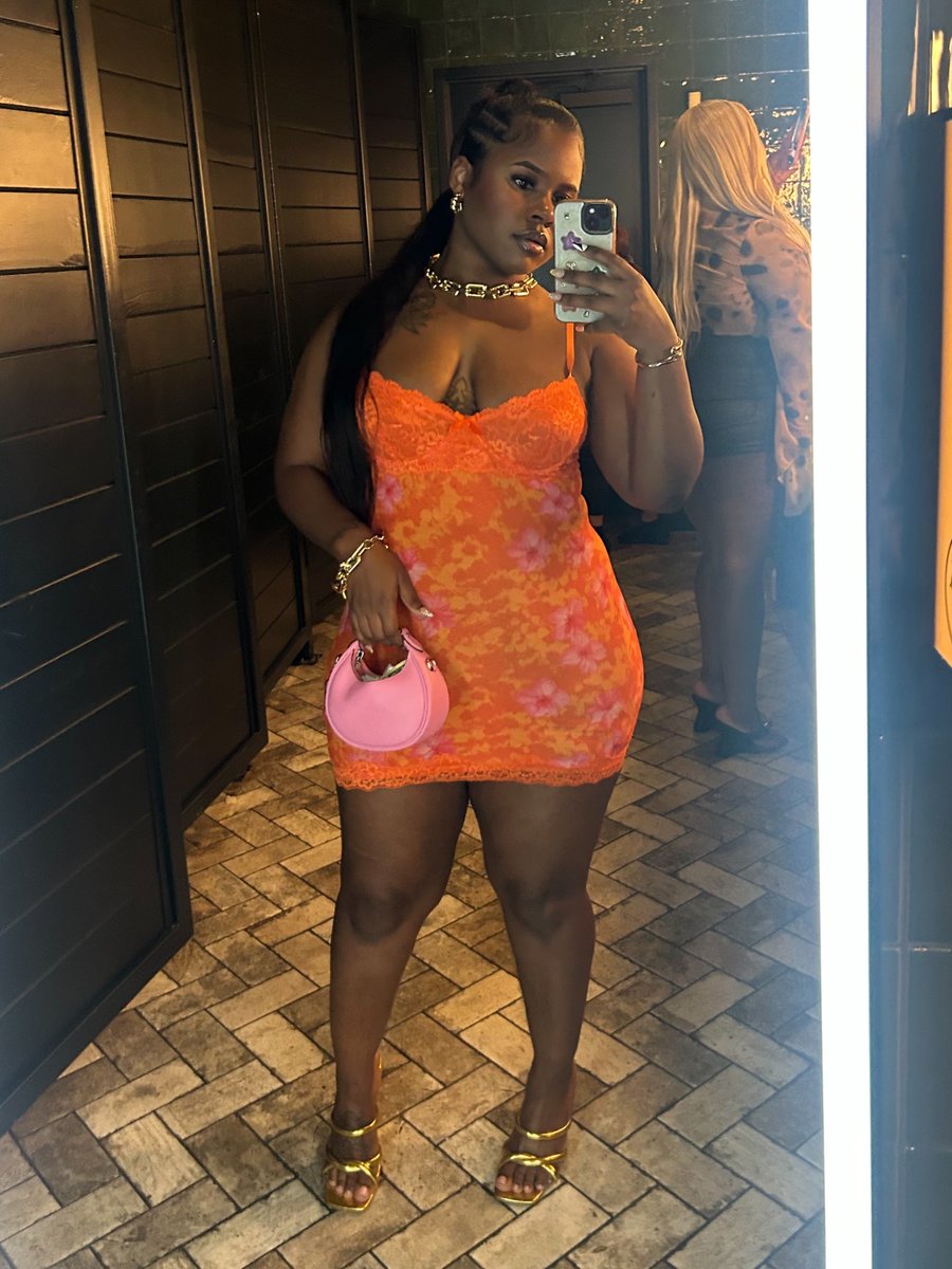 _EmaniMilan's tweet image. Doing as good as I look ✨