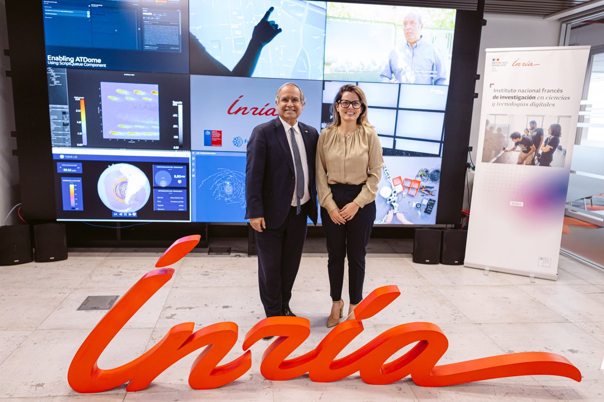 inria_chile's tweet image. En @Inria_Chile recibimos la visita del @PughSenador. Conversó con @nayatsanchezpi directora de Inria Chile y del Centro Binacional 🇫🇷🇨🇱 de IA, sobre IA, ciberseguridad, océanos, gobernanza y gestión de datos, temas clave para el desarrollo científico y tecnológico del país.