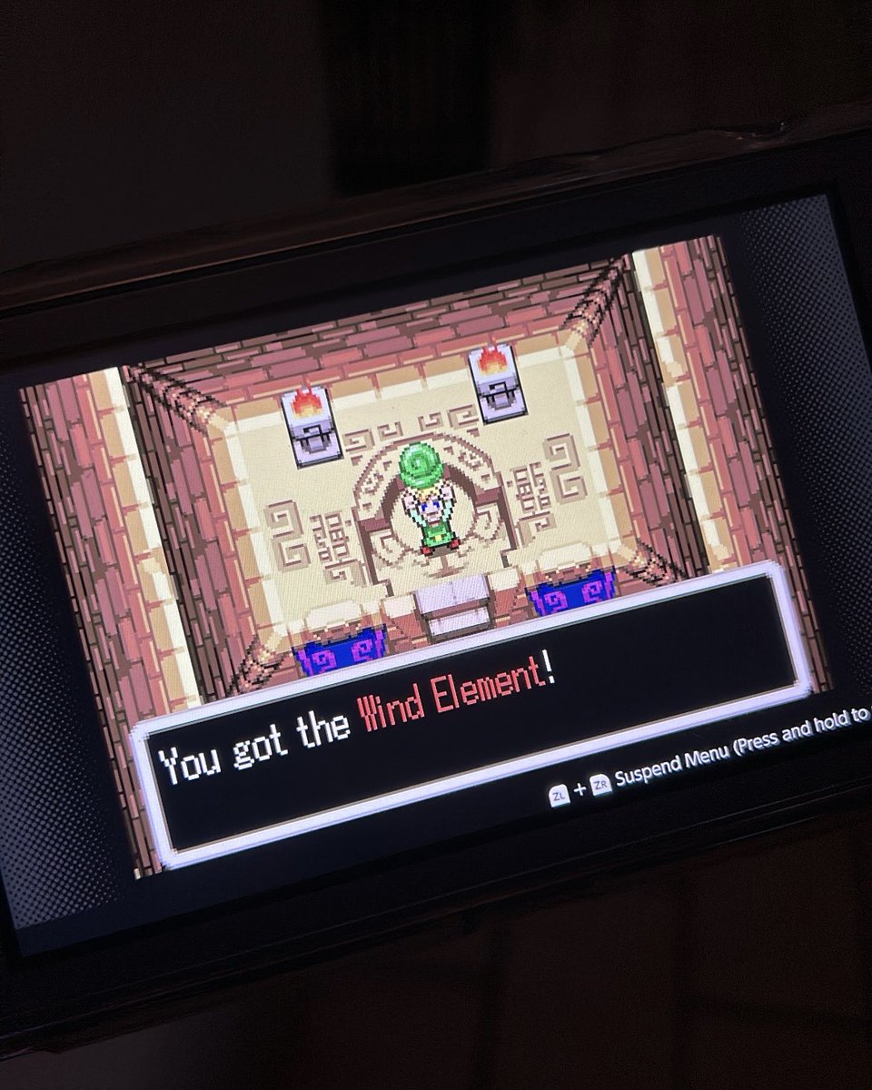 hanzelvlogs's tweet photo. ¡El último elemento! ¡Ya estoy cerca de completar The Legend of Zelda: The Minish Cap!🙌🏽
#TheLegendOfZelda #TheMinishCap https://t.co/x0Bng5CNcc