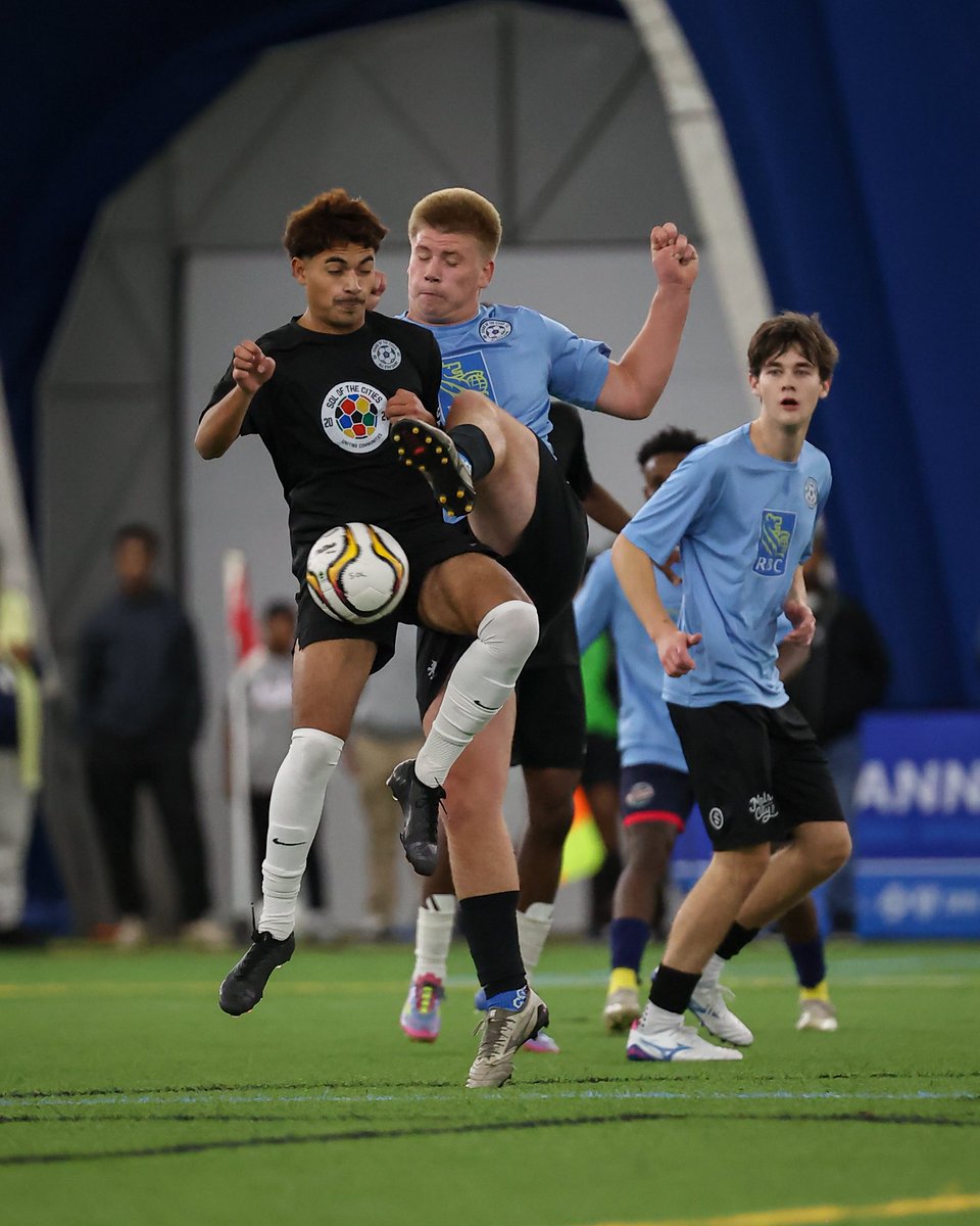 solofthecities's tweet image. 💫 The Stars Shone Bright at the 2025 #StarsoftheCities! 💫
Over 500 supporters lined the sidelines as Mpls &amp;amp; St. Paul All-Stars competed and connected with college coaches. ⚽
Presented by TCSL in partnership with The Sanneh Foundation—can’t wait for Stars 2026!
#SolOfTheCities