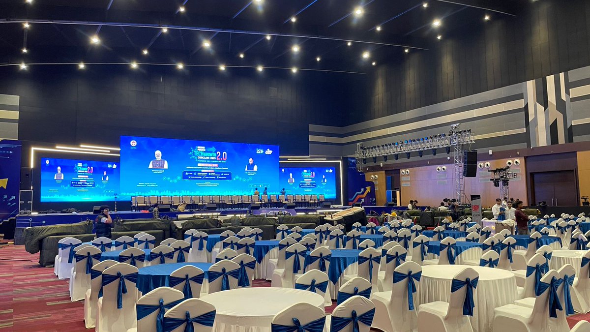 _BrokenBulb's tweet photo. Almost ready! Our booth is shaping up for today's big event, can’t wait to show you our In-House IP demos and WIP!

#MPTGC2025 #MPTechGrowthConclave https://t.co/qI76J9QsU6