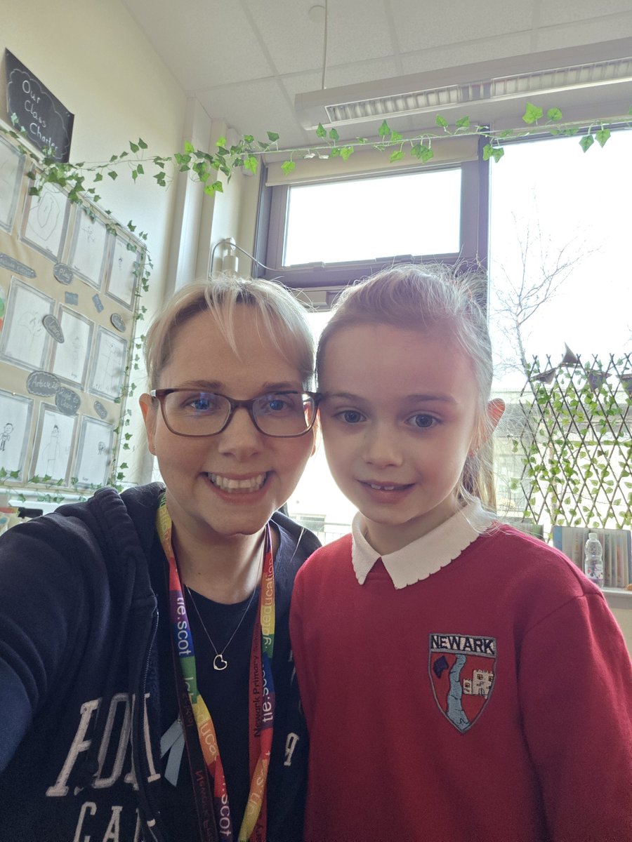 This P3 girl made my day when she brought me a card she had made me saying that I would always be her favourite teacher. 😍 thanks for your kindness B 🥰