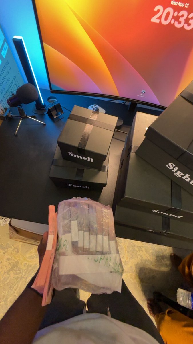 DanielAfriheart's tweet image. Bruhhh, this is the most I’ve been excited about my  birthday 🤭😅