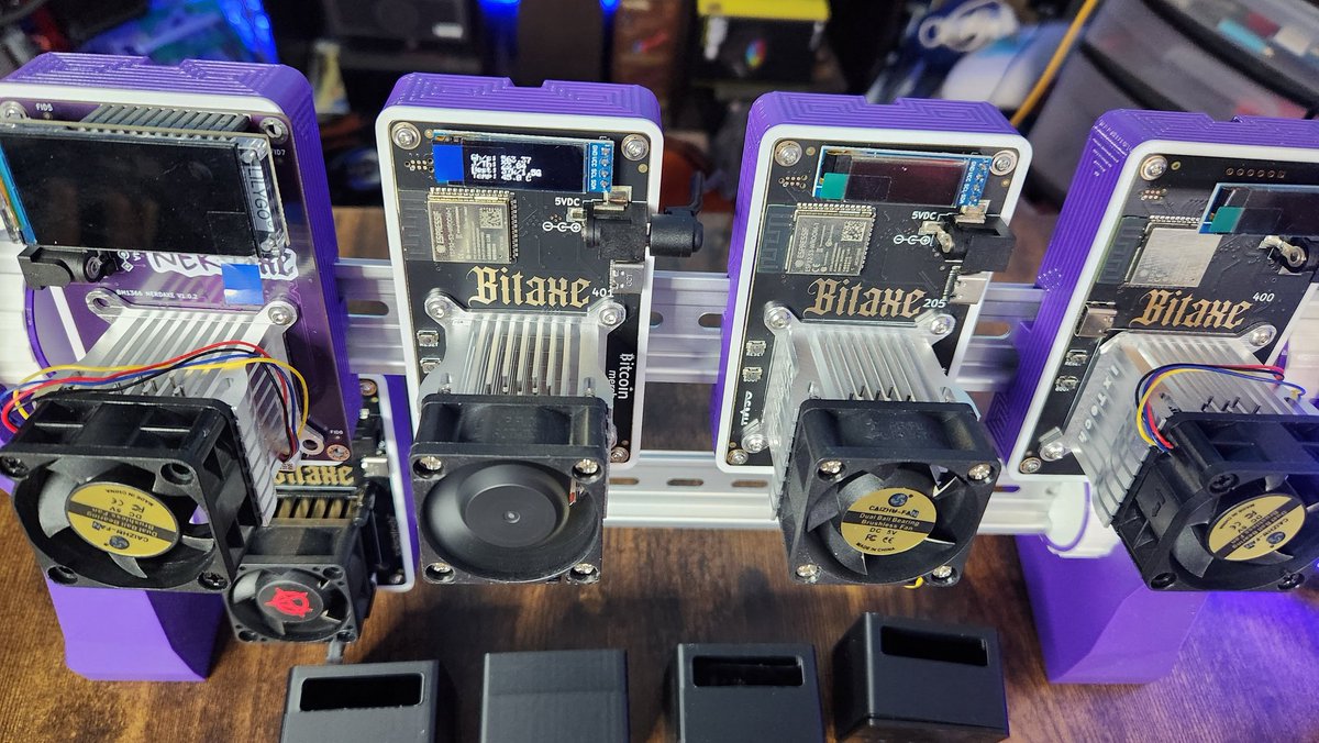 AlteredComponet's tweet image. Doing some cooler upgrades.  Shout out @IxTechCrypto  Still working on filling this avoidbit custom bitaxe rack. Thing is beautiful @avoidbit