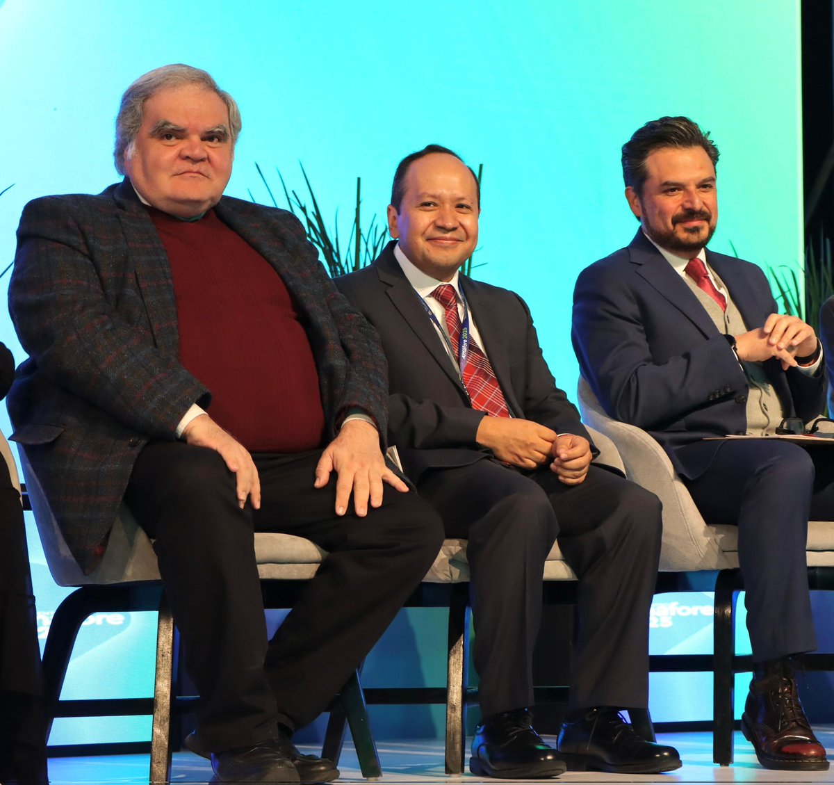 🔹 Bajo el lema “Las Afores están construyendo el futuro de los trabajadores y de México” dio inicio el #EncuentroAmafore2025, foro en el cual se comparten ideas y experiencia de quienes trabajan para proteger y hacer crecer el ahorro de millones de personas.

🔹 Este año el
