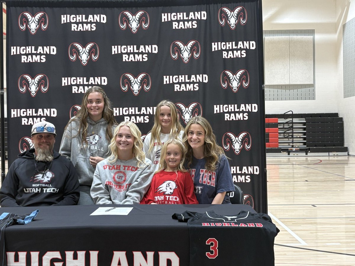 Congratulations to Reece Bybee as she signed to play softball at the next level today with Utah Tech! Thanks for all you’ve done for Highland High School, and we wish you the very best. <a href="/idahosports/">IdahoSports.com</a> <a href="/MrIdahoPreps/">Brandon Walton</a> <a href="/kadecalvintv/">Kade Calvin</a> <a href="/HINESight_2020/">Kalama Hines</a>