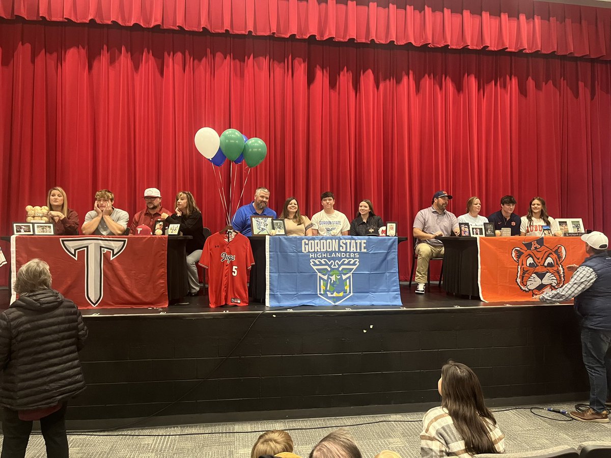 Great day to be a Morgan County Bulldog!!! Congratulations Ty Tillery (Auburn), Caylem Richardson (Gordon State) and Hudson Reed (Troy)
