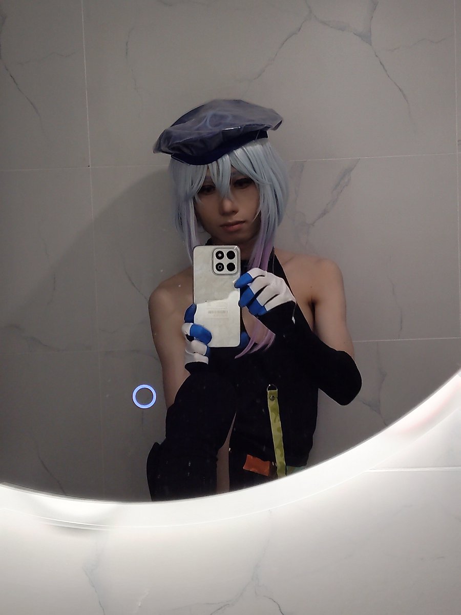 MRSsk19637246's tweet image. 一些水月（以及巧克力）
#cos #Arknights #明日方舟