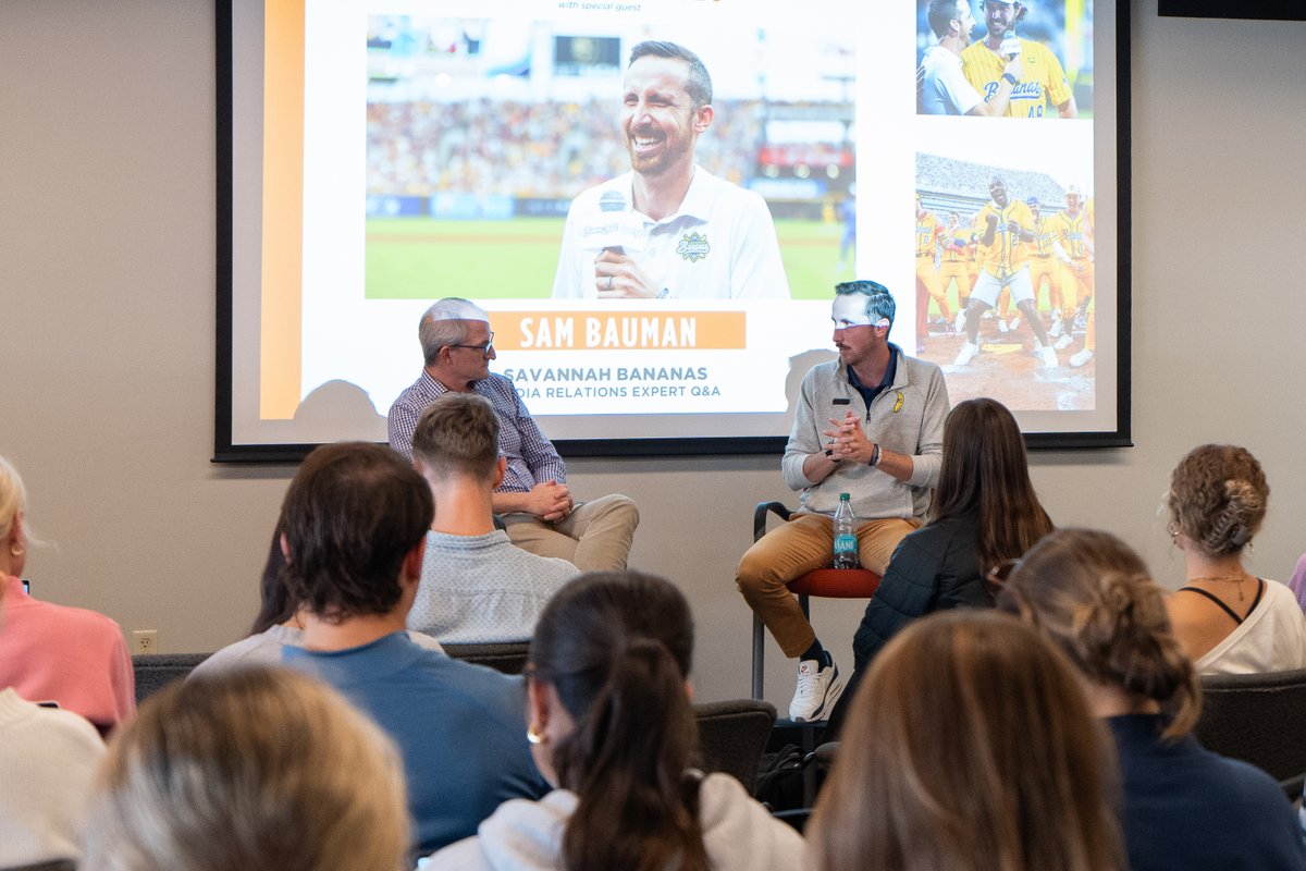 UT School of Journalism and Media tweet media