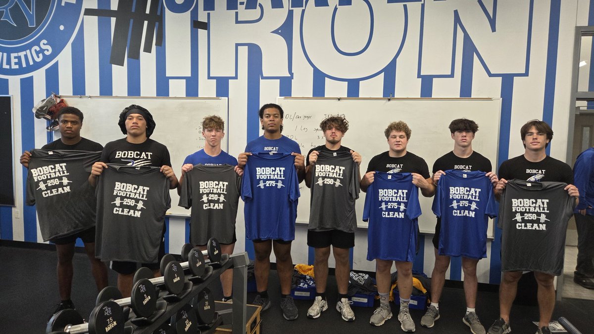 CoachBrownDL's tweet image. PLAYOFF READY @ByronNelsonFB ! Clean shirts aren&apos;t only for the offseason! #WWW #Commitment @coachwoodward @Coach_Reeves28 @NISDAthletics