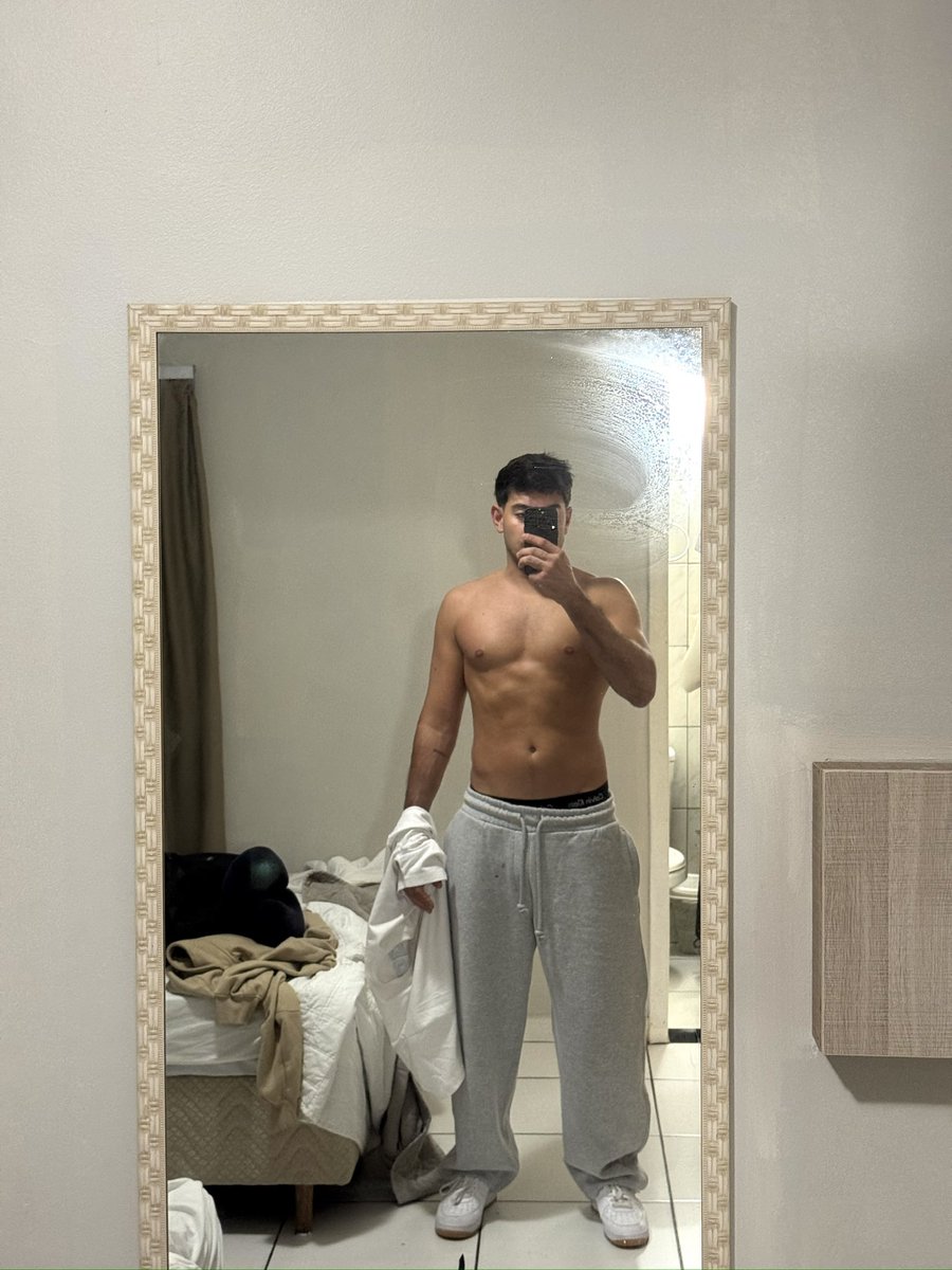 foto espejo en el hotel cutrón de iguazú 😂😂😂😂😂