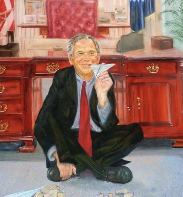 du som sier
«KONSPIRASJONSTEORI»
som skjellsord fortjener ikke:
- stemmerett
- WiFi
- rent vann
- eller tannhelse

du bruker det som et skjellsord
for «GAL»
fordi en betalt dude
med bachelor i kommunikasjon
ba deg gjøre det
- på NRK

men det du egentlig sier
—med fullt alvor—
når