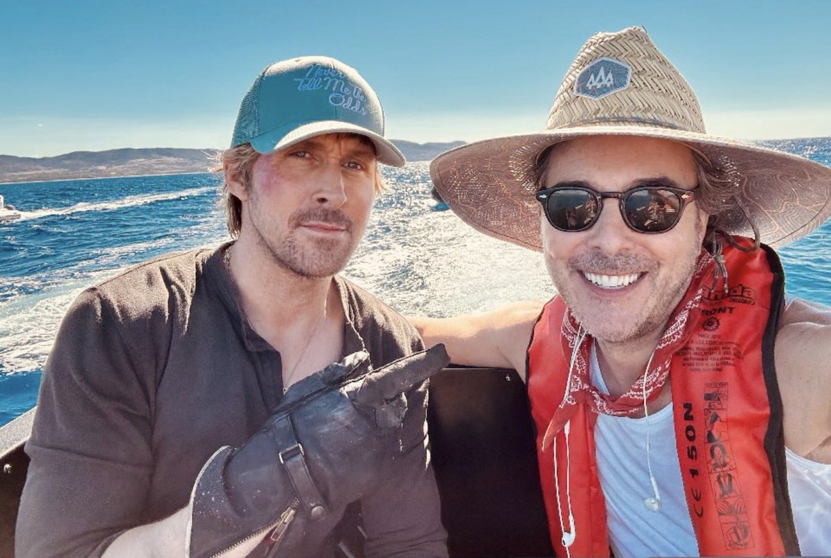 Ryan Gosling and Shawn Levy on the set of ‘STAR WARS: STARFIGHTER’