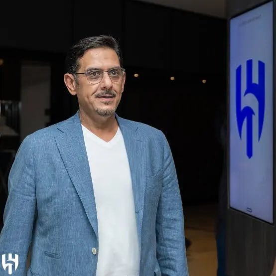 في لقاء وجه السعد الامير نواف بن سعد 

عندما ذكر موضوع الادارة الرياضية وانهم على قدم وساق تجاه هذا الموضوع واختيارهم بدقة 

أٌدرك تماماً أن الهلال ورجاله وفي وجود وجه السعد دائما سباقين للاحتراف بحذافيره ..

شكراً وجه السعد على خروجك وتمرير المعلومات المهمة لنادينا ومعشوقنا ..