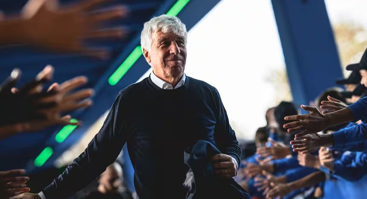 🎙️🟡🔴Gian Piero #Gasperini, intervista alla Rai: “Sogno scudetto? Speriamo che il risveglio sia positivo. Il mercato si deciderà al momento. Progetto stadio meraviglioso. I tifosi? Ci si conquista col tempo, non andando sotto la curva...” #ASRoma 

➡️ tinyurl.com/2jf5vmfd