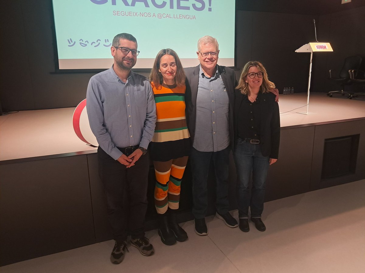 Des de fa 18 anys, el projecte "Xerrem!" de la CAL aconsegueix nous parlants de català. Avui, l'entitat ha expressat la seva gratitud als voluntaris, l'ànima d'un projecte al servei de la llengua i del país. <a href="/JaumeMarfany/">JaumeMarfany</a>, Jordi Esteban, <a href="/Saokak/">Saoka Kingolo</a>, gent de la CAL: Moltes gràcies!