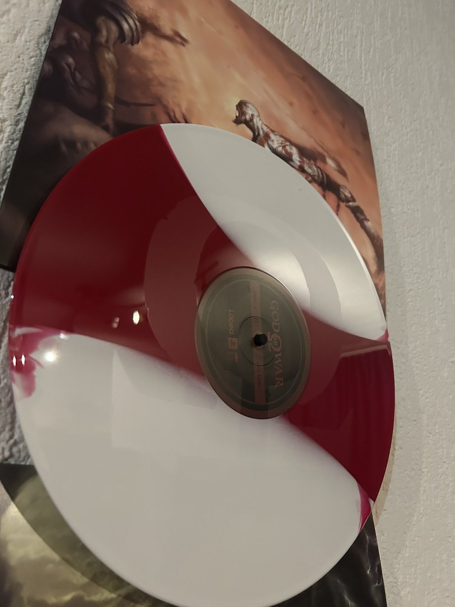 Amazing <a href="/GodofWar/">God of War</a>  20th Anniversary Collectionby <a href="/PlayStation/">PlayStation</a> and available via <a href="/blackscreenrec/">Black Screen Records</a> 

It contains 13 vinyl's colored with blue and red stripes. The arts work on the sleeves are just as stunning.

#GodofWar #Vinyl <a href="/PlayStationDE/">PlayStationDE</a> <a href="/PlayStationNL/">PlayStation NL</a>
