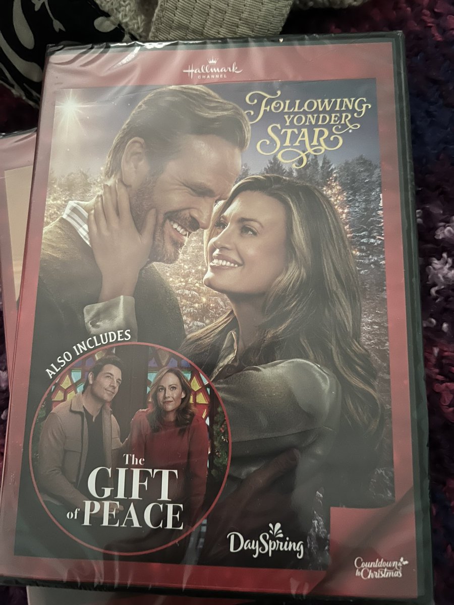 Kris360785's tweet photo. My New @hallmarkchannel @HallmarkPlus  Movies 😍😍🎥🎥 https://t.co/S8eCkAVKVY