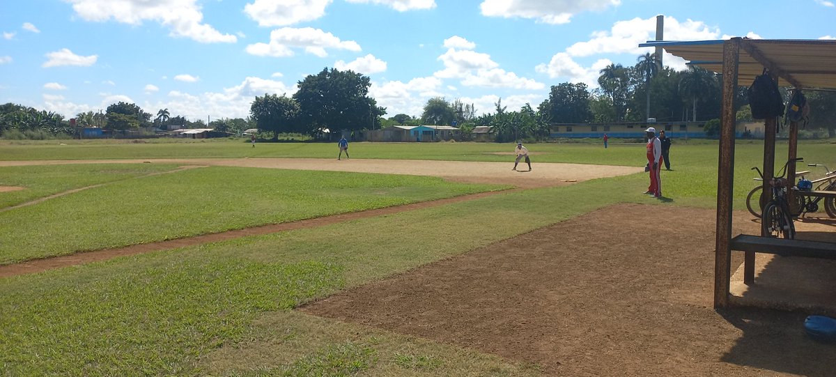 Viste sus mejoras galas las áreas deportivas del consejo popular Patria en el norteño municipio de Morón. #indermorónSinPerderUnDia. <a href="/Morongob/">Presidencia Morón</a> <a href="/yunier_valdivia/">Yunier Valdivia</a> <a href="/BBarleidys/">Subdirectora Provincial de Deportes para Todos</a>  <a href="/yoanymatias1/">Subdirectora Provincial de Deportes</a> <a href="/INDERMoronCom/">INDER Morón</a> <a href="/YorquiNavarro/">Yorqui Navarro Pérez</a> <a href="/InderCav/">INDER CAV</a> <a href="/CMontiller/">Osvaldo C. Vento Montiller</a> <a href="/Doris56681045/">Doris</a> <a href="/JHGcasanova/">julio Heriberto Gómez Casanova</a> <a href="/jzayas1962/">Julia Ines Nordelo Zayas</a>