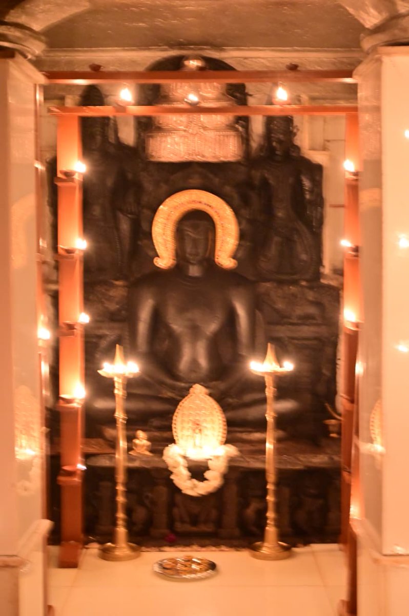 humchapadmavati's tweet photo. Laksha Deepotsava - 2025 of Lord Parshwanath & Goddess Padamvati at Hombuja on 9th Nov 2025
https://t.co/xhnIYFez11
#Hombuja #Humcha #Jain #Jainism @jainheritage #JainHeritageCentres #Parshwanath #Paraswanath #Parasnath #Padmavati #Padmavathi #Deepotsava #LakshaDeepotsava https://t.co/OrSX3oFtdh
