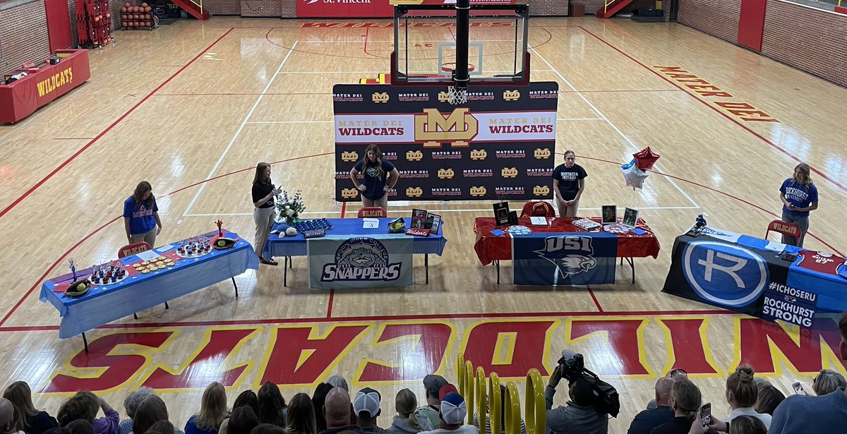 kylesokeland's tweet photo. Mater Dei High School signings

Macy Lankford - Spoon River 🥎
Baylee Maurer - Lincoln Land 🥎
Shay Straus - Rockhurst ⚽️
Morgan Wannemuehler - USI ⚽️ https://t.co/rgImy5sIXH