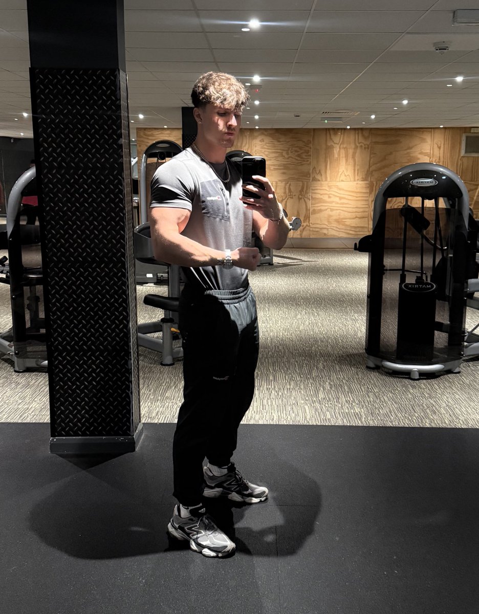 Alpha Caiden tweet media