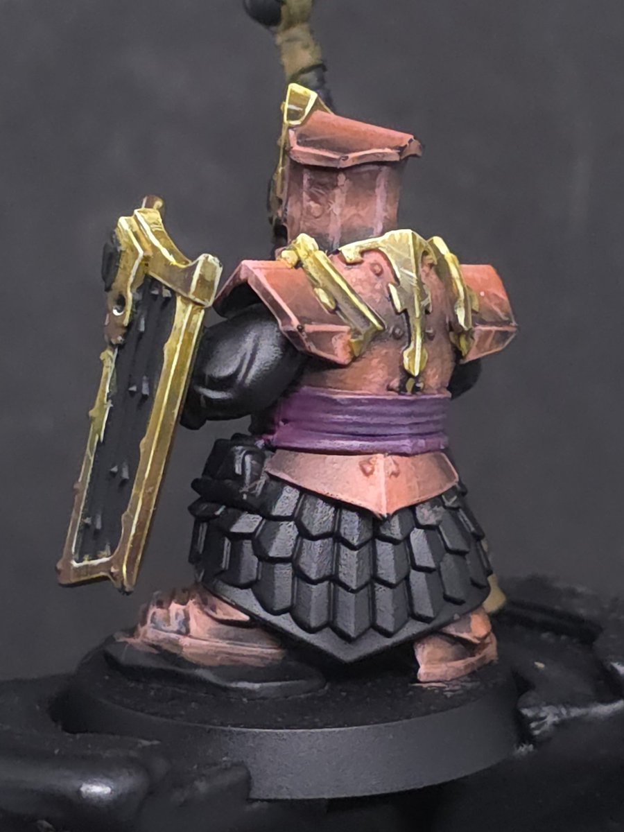 Farbencio's tweet photo. Buenas! Dejo el avance que hice en el directo de la #miniofthemonth . Tengo ganas de hacerles los nmm de acero....pero paso a paso. Y gracias a todos, que cada vez somos unos pocos mas en los streams 💙🫶 #warhammercommunity #twitch #paintingwarhammer #stream #twitchstreamer https://t.co/Y2S7gmH5Uf
