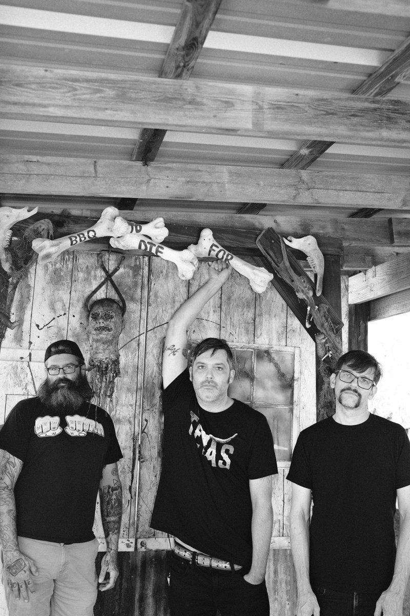 aestheticized's tweet image. NEW SHOW! Fri 01.23.26 = Off With Their Heads... "an American punk rock band formed in 2002 from Minneapolis, Minnesota" w/ Dikembe, Floating Boy &amp;amp; Smug LLC @ New World Tampa! 7pm / $20 / 18&amp;amp;Up! On sale now - grab 'em asap! owth26.eventbrite.com