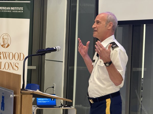 Tommy & Victoria Baker School of Business tweet media