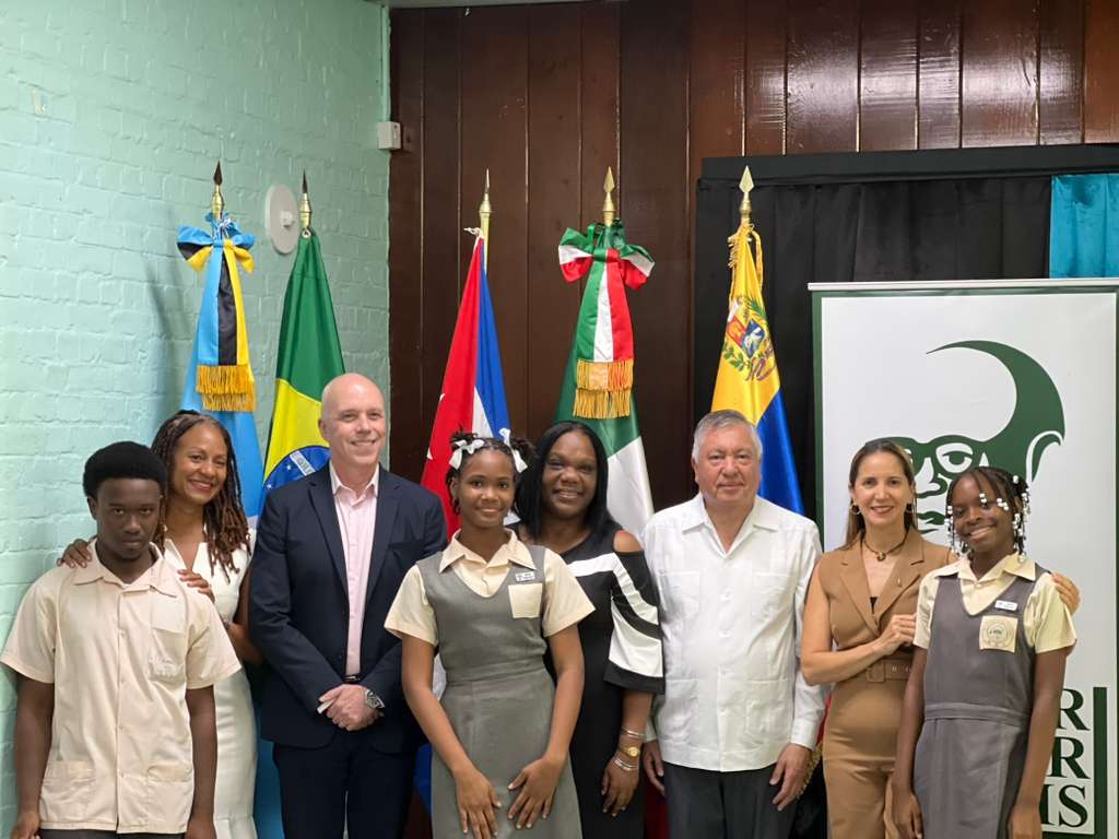 Embajada de México en Santa Lucía tweet media