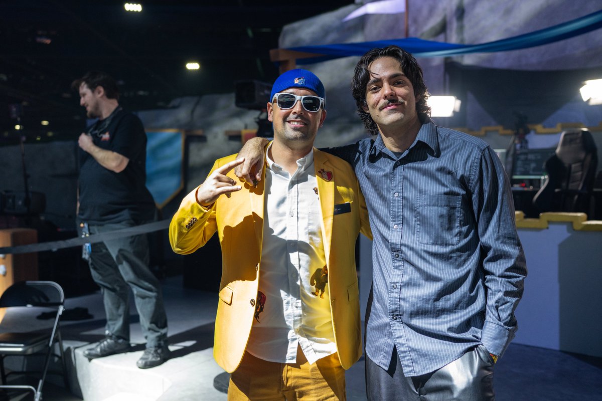 CoCEsports's tweet image. 🎙️ Thank you to our incredible casters and community streamers for making the World Finals truly special — and for being there throughout every qualifier and final this season. ❤️

Your passion, energy, and dedication bring Clash Esports to life for fans around the world. 🌍