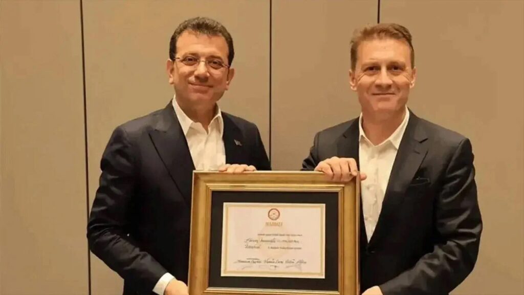 İmamoğlu Suç Örgütü İddianamesi’ne göre, örgüt yöneticisi Ertan Yıldız’ın mal varlığındaki dikkat çekici artış ortaya çıktı. Yıldız, yalnızca 1 daire sahibiyken;

2014–2019 yılları arasında 2 mesken, 1 ofis ve 6 rezidans,

2019 sonrasında ise 3 rezidans ve 1 süit villa edinerek,