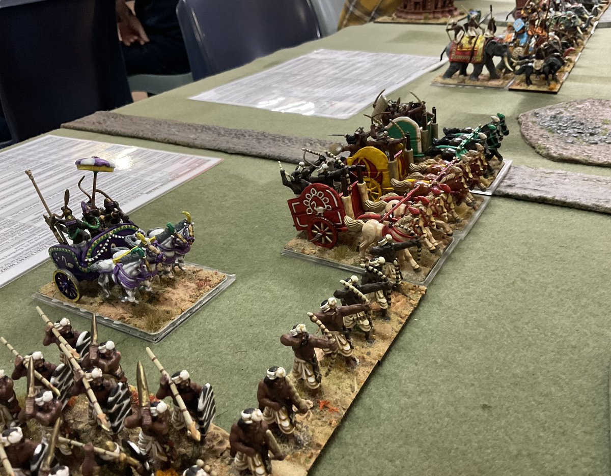 Oldwargamer's tweet image. Played DBA Big Battles last night at the club. Got the Classical Indians out with 7 #Elephants and 6 Heavy Chariots, but still got smashed by the Sassanids 🙁
#DBA #DBAbigbattles #Indians #ClassicalIndians #Ancients #28mm