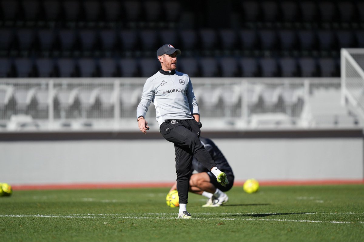 Disfrutando del proceso con máxima exigencia diaria. 🧠 
Los resultados llegarán si el esfuerzo es constante. 
•
Paciencia, disciplina y compromiso. 
•
Sabado -&gt; Albacete
Som-hi  <a href="/fcandorra/">FC Andorra</a> ! 🇦🇩