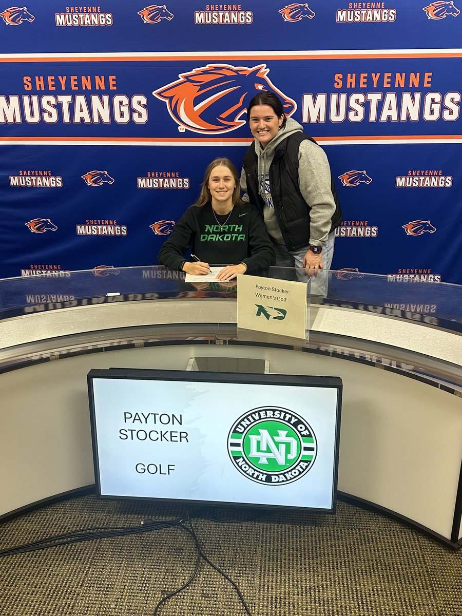 Lots of love by all your people as you commit to <a href="/UNDwgolf/">UND Women's Golf</a>! Couldn’t be more proud of you Payton and we wish you all the best!