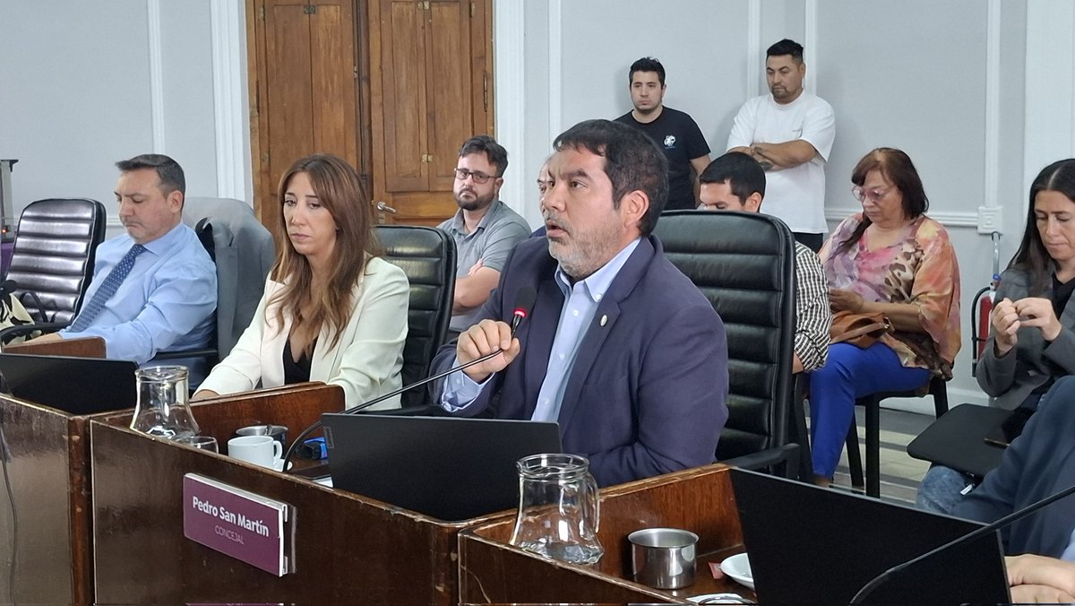 pedrosanma's tweet photo. 🏛 Honorable Concejo Deliberante
✅️ En Godoy Cruz ya contamos con Tarifaria y Presupuesto 2026 aprobados.
Este permite mayores obras y servicios de calidad para nuestros vecinos y fue aprobado por los concejales presentes a excepción del kirchnerismo ausente. https://t.co/TiqIyE06MI