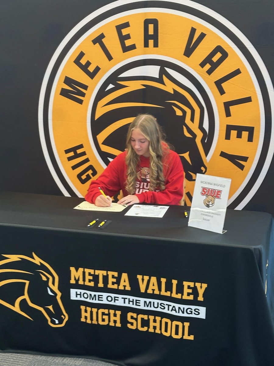 More SoccerWire Featured Players putting pen to paper with some of the nation's best college programs!

#NationalSigningDay