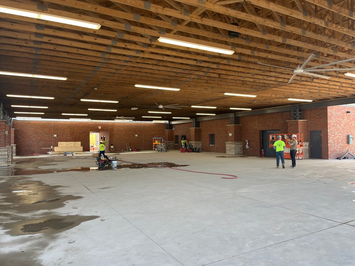 prusconstruct's tweet image. The Short Street Pavilion in Lawrenceburg is almost complete. Proud to provide construction management on this great community project. Stay tuned for the final reveal.
#ConstructionManagement #PrusConstruction #LawrenceburgIN #PrusProjects