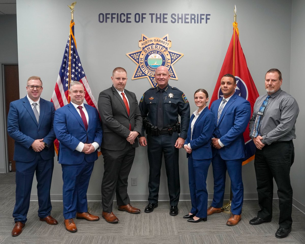 HCSO Welcomes Six New Agency Personnel

Please join us as we welcome these six individuals to our HCSO family. To learn more about career opportunities with our agency, visit join.hcsheriff.gov.