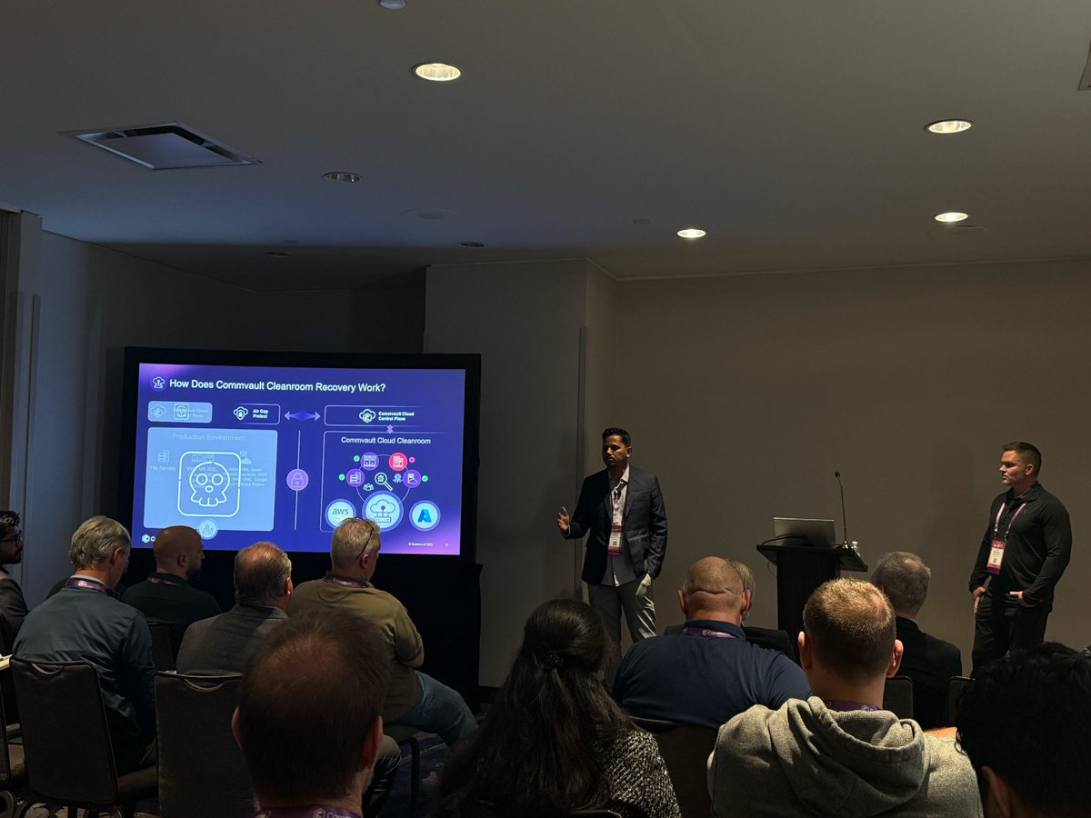 Commvault's tweet image. Today at SHIFT NYC, here are some glimpses of breakout sessions from Satori, Clumio, and many more!

#CommvaultSHIFT #CyberResilience #DataRecovery