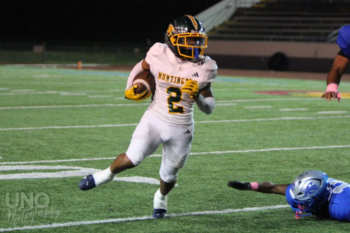 Regular Season Stats
26 Receptions 110 YAC
440 Receiving yards(16.9yds per catch)
303 return yards
792 ALL PURPOSE YARDS 
8 TD'S
DEFENSE
27 Tackles 
2TFL
1INT
 <a href="/billyseals47/">billy seals</a> <a href="/CJ_Crawford1/">Cj Crawford</a> <a href="/PrepRedzoneWV/">Prep Redzone West Virginia</a> <a href="/CoachGordon10/">Gordon Cohagan</a> <a href="/CoalfieldsCo/">Coalfields & Co.</a> <a href="/ReekzVisionz/">Reek</a> 
hudl.com/v/2Sh1rY